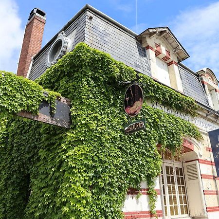 L'Auberge Du Croissant Рошекорбон Экстерьер фото